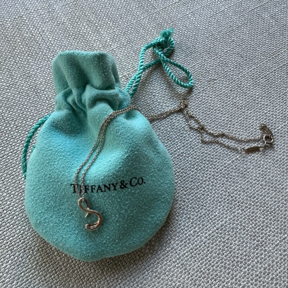 tiffany elsa peretti initial S necklace sterling silver